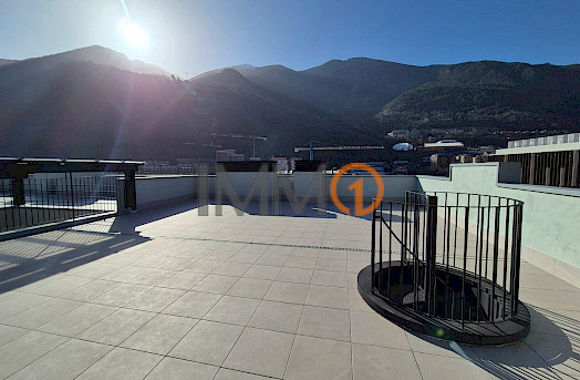 En venda espectacular àtic de 3 habitacions a Andorra la Vella